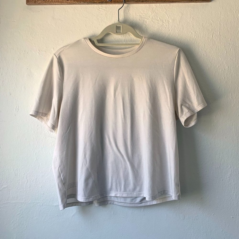 Outdoor Voices Sweatee short sleeve top